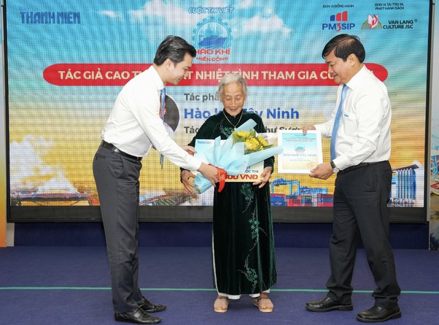 Cảm xúc mạnh mẽ từ cuộc thi viết 'Hào khí miền Đông' của Báo Thanh Niên- Ảnh 1.