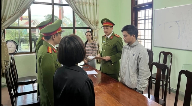 Bắt tạm giam cán bộ Văn phòng đăng ký đất đai tỉnh Quảng Trị- Ảnh 1.