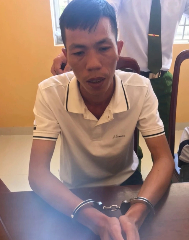 2 nghi phạm cầm súng cướp ngân hàng ở Quảng Nam bị bắt tại Thừa Thiên - Huế- Ảnh 1.