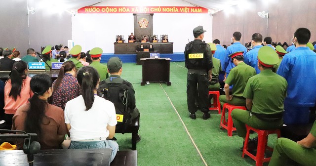 Xét xử 100 bị cáo vụ án khủng bố tại Đắk Lắk: Tuyên phạt 10 bị cáo tù chung thân- Ảnh 2.