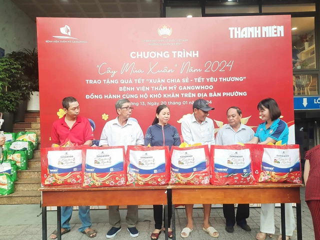 Chương trình Cây mùa xuân 2024:Thêm 100 phần quà tết chia sẻ với người khó khăn- Ảnh 1.