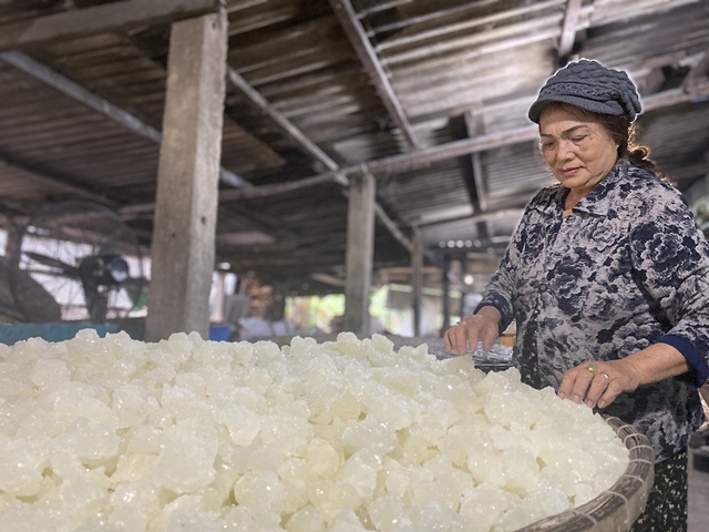 Đỏ lửa những lò đường phèn ở Quảng Ngãi- Ảnh 4.