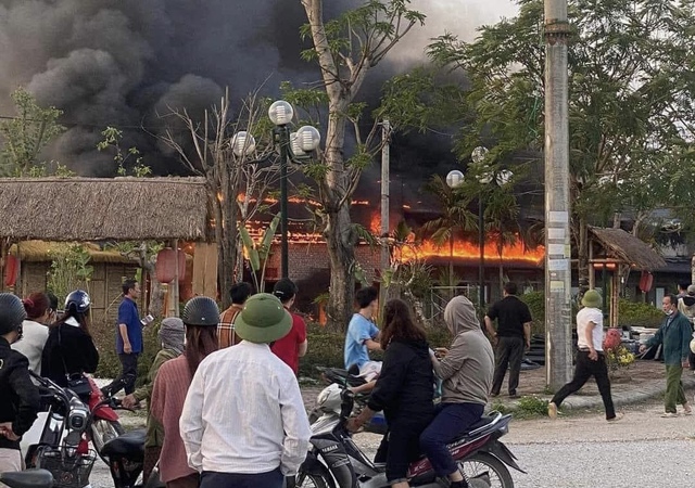 Hà Nam: Cháy lớn tại chùa Phật Quang- Ảnh 1.