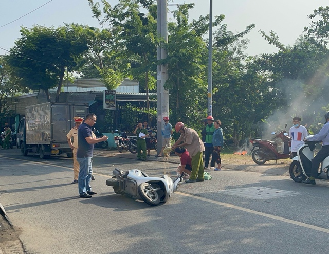 TP.HCM: Bà bị thương, cháu tử vong trên đường đến trường- Ảnh 1.