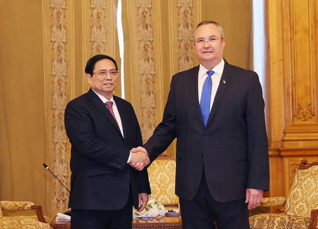 Thủ tướng Phạm Minh Chính hội kiến Chủ tịch Thượng viện, Chủ tịch Hạ viện Romania- Ảnh 1.