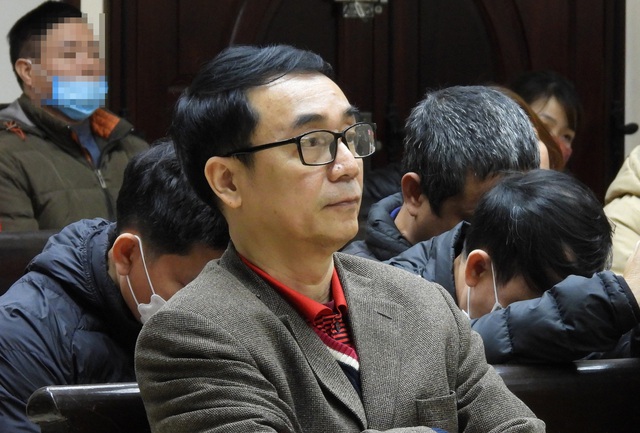 Người đưa hối lộ cho ông Trần Hùng 'từ chối tất cả câu hỏi của luật sư'- Ảnh 2.