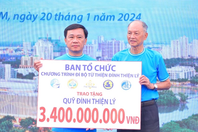 Hơn 7.000 người đi bộ từ thiện hướng đến người nghèo- Ảnh 5.