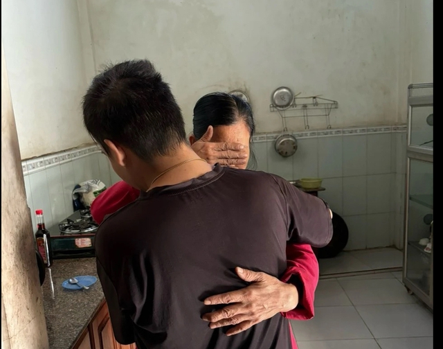 Bị lừa bán sang Myanmar, 7 nạn nhân cầu cứu Công an Kon Tum- Ảnh 2.