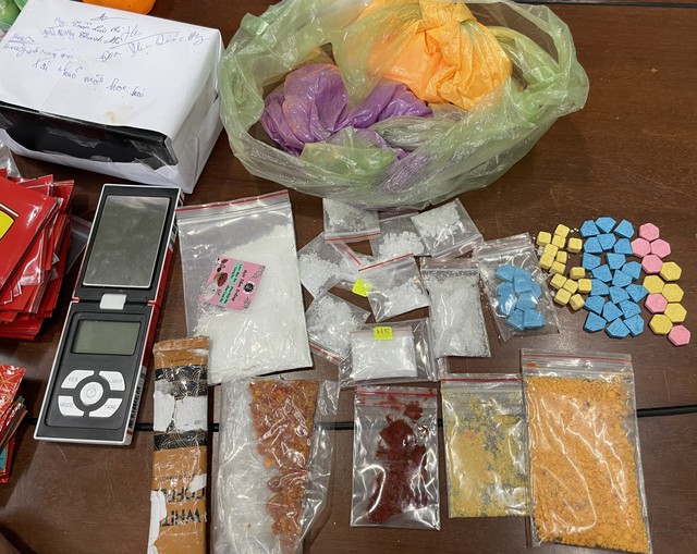 TP.Đà Nẵng: Tạm giữ 2 nghi phạm điều chế loại ma túy mới- Ảnh 2.