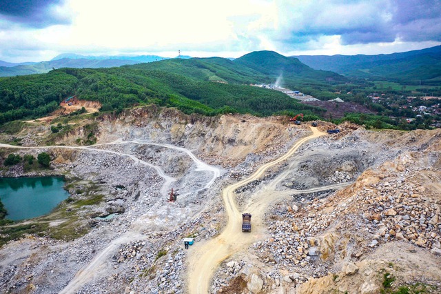 Quảng Ngãi: Nghi vấn mỏ đá Mỹ Trang sử dụng khoáng sản sai mục đích- Ảnh 5.