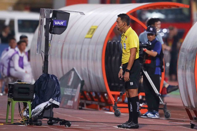 Thói quen xấu tại V-League làm hại các cầu thủ Việt Nam khi ra quốc tế- Ảnh 3.