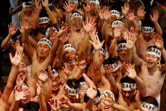 Nhật Bản cho phép phụ nữ tham gia lễ hội khỏa thân- Ảnh 1.