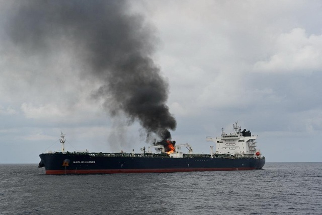 Trafigura đánh giá tình hình biển Đỏ sau khi tàu dầu bị Houthi tấn công- Ảnh 1.