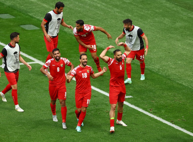 Asian Cup 2023: Jordan lội ngược dòng đánh bại Iraq trong 2 phút bù giờ kịch tính- Ảnh 5.