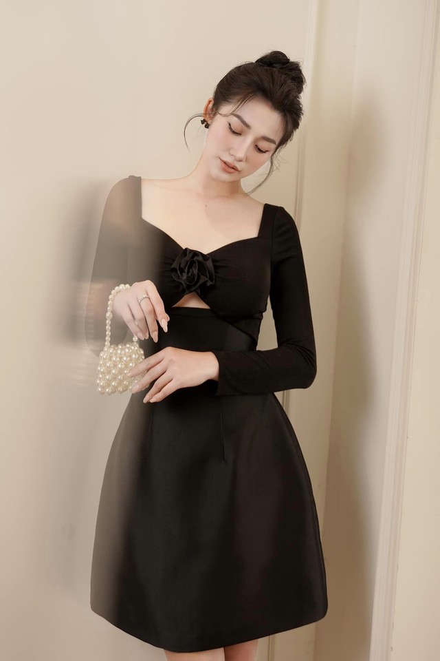 Váy áo tông đen kiểu dáng tối giản khiến nàng trở nên thanh lịch đầy kiều diễm- Ảnh 6.