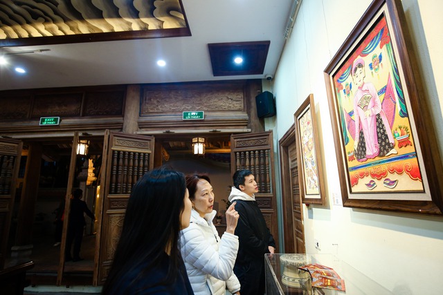 Hà Nội triển lãm tranh dân gian Hàng Trống với nghệ thuật họa kim sa- Ảnh 7.