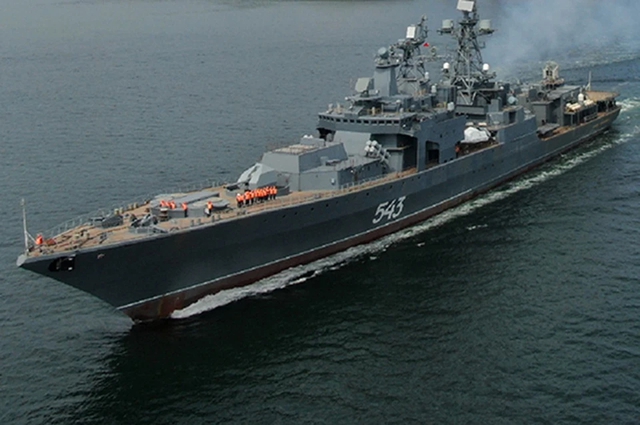 Tàu chiến Nga tập trận tại Biển Đông- Ảnh 1.