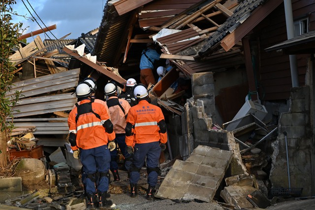 Động đất ở Nhật Bản: Thương vong tăng cao, chuyên gia cảnh báo dư chấn mạnh- Ảnh 3.
