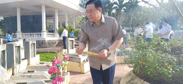 Chủ tịch Quốc hội: 'Tây Ninh cần thực hiện hiệu quả 7 đột phá phát triển'- Ảnh 3.