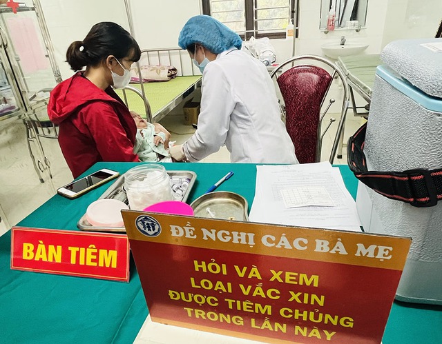 Sẽ có thêm 2,8 triệu liều vắc xin 5 trong 1 trong tiêm chủng mở rộng- Ảnh 1.