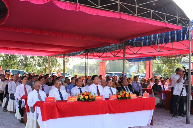 Huyện Diên Khánh khánh thành bia tưởng niệm Đồng Khởi và Mậu Thân - Ảnh 2.