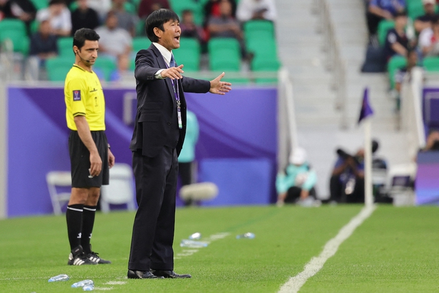 Asian Cup 2023: HLV Nhật Bản trấn an mối lo hàng thủ sau trận thắng Bahrain- Ảnh 2.