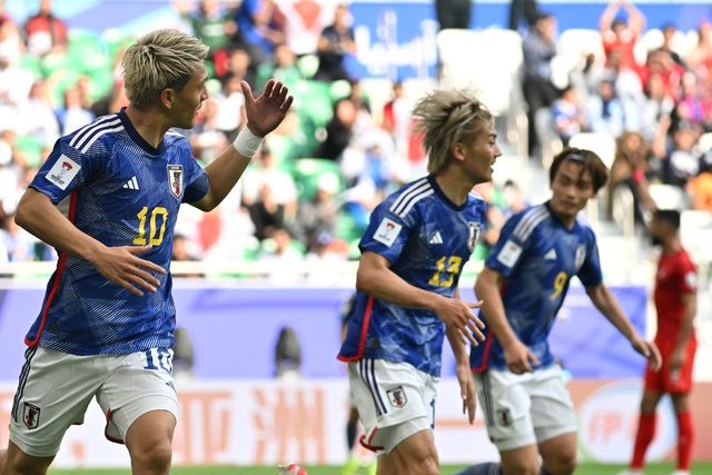 Ritsu Doan 'khai hỏa', đội tuyển Nhật Bản giành vé vào tứ kết Asian Cup 2023- Ảnh 2.