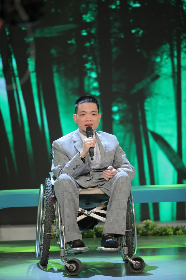 Chàng trai 8X khuyết tật dành nhiều tâm huyết cho cộng đồng người khuyết tật- Ảnh 2.