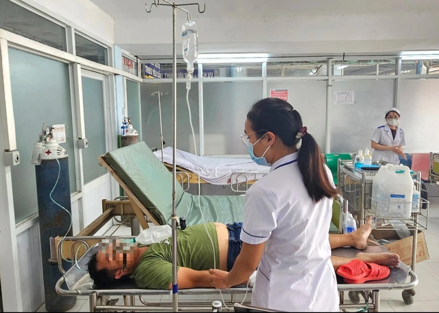 Bệnh viện đa khoa khu vực Hóc Môn mới bắt đầu nhận bệnh nội trú- Ảnh 1.