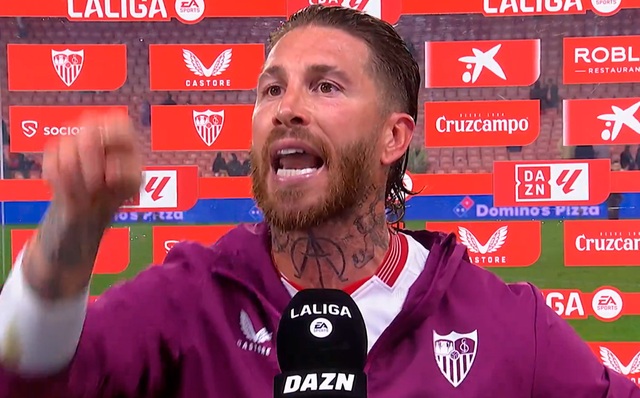 Sevilla thua trận, Sergio Ramos dừng phỏng vấn và mắng CĐV nhà- Ảnh 1.