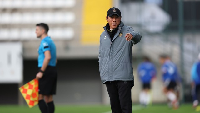 Đội tuyển Indonesia lại thua ngược Libya, HLV Shin Tae-yong lo sợ bị chỉ trích dữ dội- Ảnh 3.
