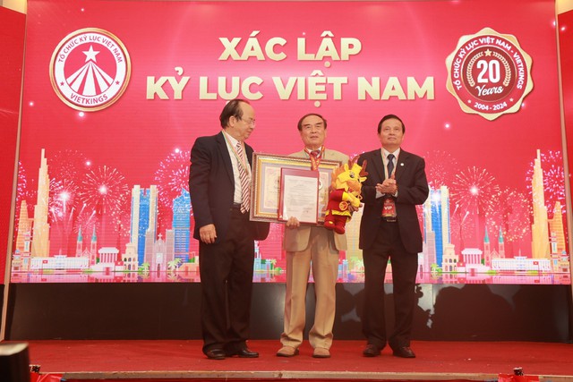 Đại sứ Ngô Quang Xuân nhận kỷ lục Việt Nam với Chuyện 'đi sứ' thời hội nhập- Ảnh 7.