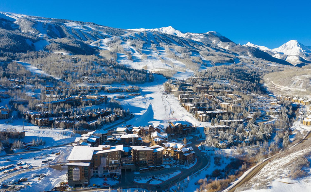 Kỳ nghỉ đông tuyệt vời tại 5 khu trượt tuyết nổi tiếng ở Colorado, Mỹ- Ảnh 3.