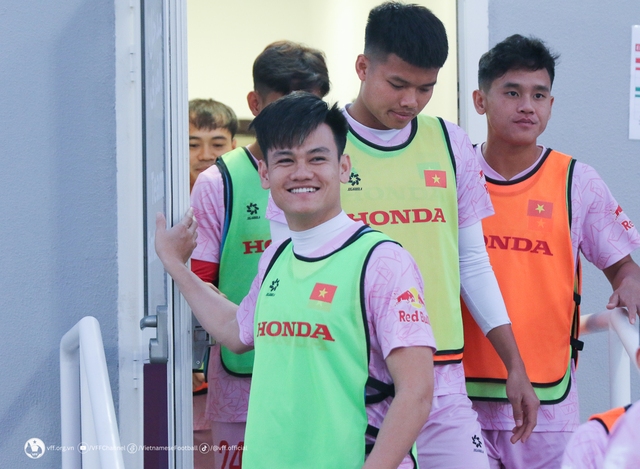 Đội tuyển Việt Nam báo tin vui từ Qatar, sẵn sàng cho màn tổng duyệt trước Kyrgyzstan- Ảnh 1.