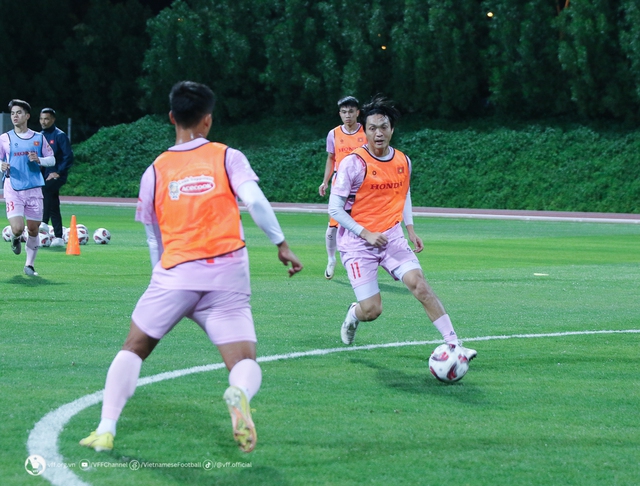 Đội tuyển Việt Nam báo tin vui từ Qatar, sẵn sàng cho màn tổng duyệt trước Kyrgyzstan- Ảnh 8.