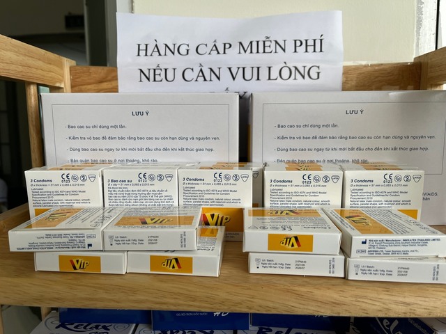 Năm 2023, cả nước ghi nhận thêm 12.800 người nhiễm HIV/AIDS- Ảnh 2.