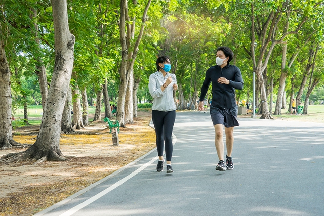 Bị viêm khớp có nên vận động, chơi thể thao?- Ảnh 1.