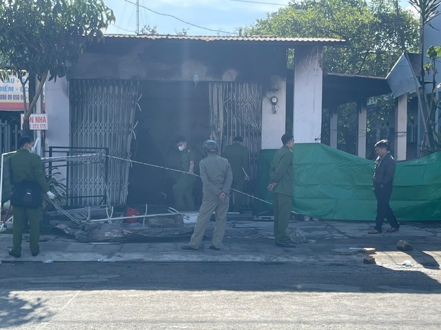 Vụ 3 người tử vong do cháy nhà ở Gia Lai: Nghi phóng hỏa vì ghen tuông- Ảnh 2.
