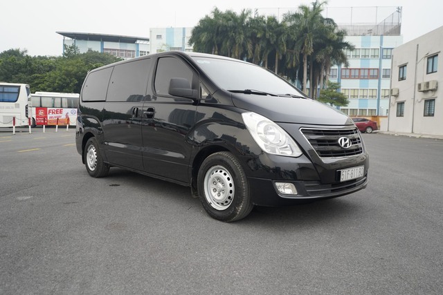 Hyundai Starex 9 chỗ, số tự động hiếm thấy tại Việt Nam- Ảnh 1.