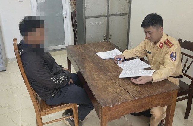 7 người ở Đắk Lắk bị phạt do 'báo chốt' CSGT qua mạng xã hội- Ảnh 1.
