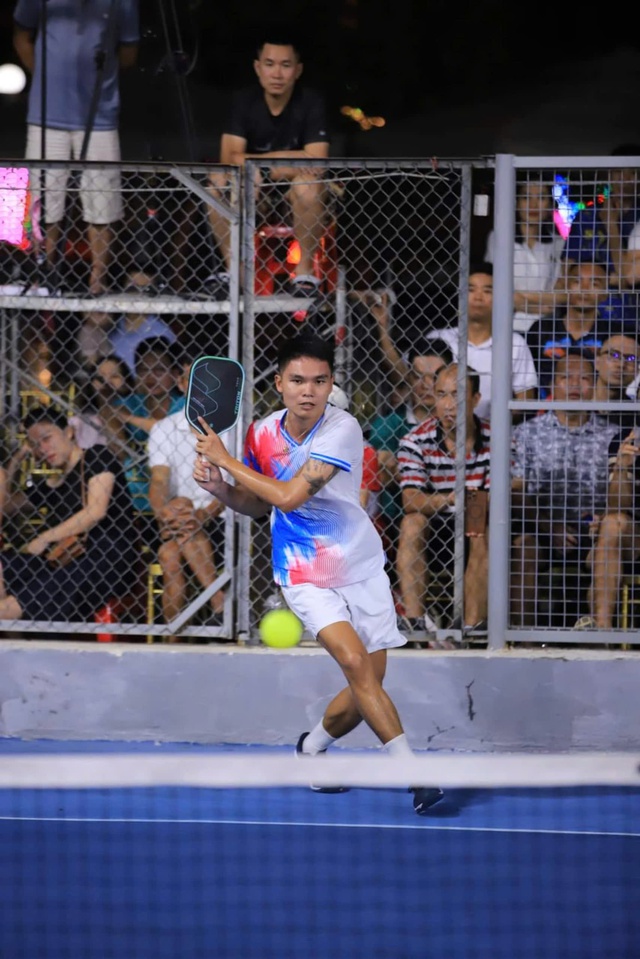 Trịnh Linh Giang lên đỉnh giải pickleball quốc gia nhờ cú đánh trái 2 tay đẳng cấp- Ảnh 4.