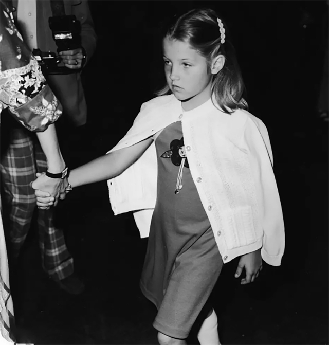 La hija de Elvis Presley revela un impactante secreto en sus nuevas memorias - Foto 3.