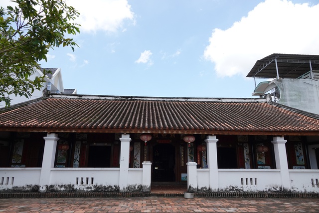 Những ngôi nhà độc nhất miền Tây: Nhà gỗ với những bức tranh bích họa trăm năm- Ảnh 2. Những ngôi nhà độc nhất miền Tây: Nhà gỗ với những bức tranh bích họa trăm năm- Ảnh 2.