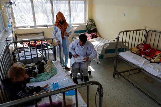 Thái Lan lo 'phòng bị' sau khi 500 người mắc bệnh bí ẩn ở Afghanistan- Ảnh 1.