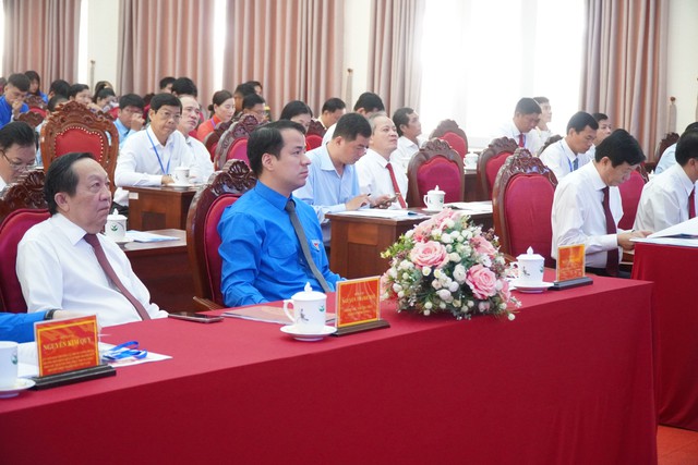 Chú trọng chuyển đổi số trong hoạt động của thanh niên Vĩnh Long- Ảnh 1. Chú trọng chuyển đổi số trong hoạt động của thanh niên Vĩnh Long- Ảnh 1.