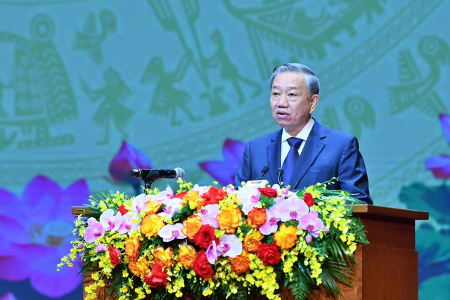 'Đảng, Nhà nước mong muốn thủ đô là niềm tự hào của đồng bào cả nước'- Ảnh 2. 'Đảng, Nhà nước mong muốn thủ đô là niềm tự hào của đồng bào cả nước'- Ảnh 2.