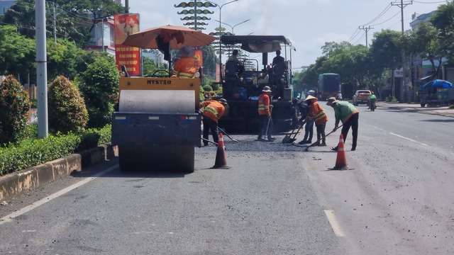 Quốc lộ 14: Chỗ hư sửa chưa xong... đã hỏng nơi khác- Ảnh 6.