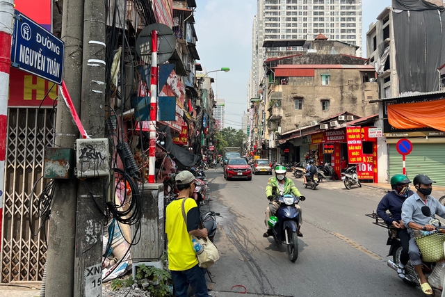 Dự án mở rộng đường Nguyễn Tuân: Tạm dừng cưỡng chế vì đa số dân đồng thuận- Ảnh 1.