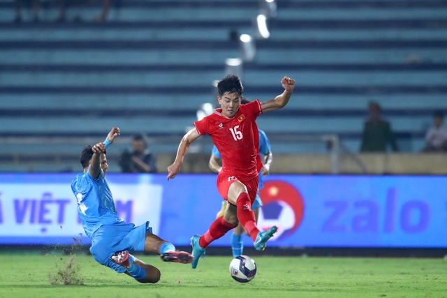 Đình Bắc và Minh Phúc báo tin vui, U.23 Việt Nam có lực lượng mạnh cho trận gặp Lào- Ảnh 2. Đình Bắc và Minh Phúc báo tin vui, U.23 Việt Nam có lực lượng mạnh cho trận gặp Lào- Ảnh 2.