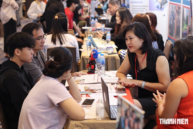 Canada tăng yêu cầu chứng minh tài chính với du học sinh - Ảnh 1.